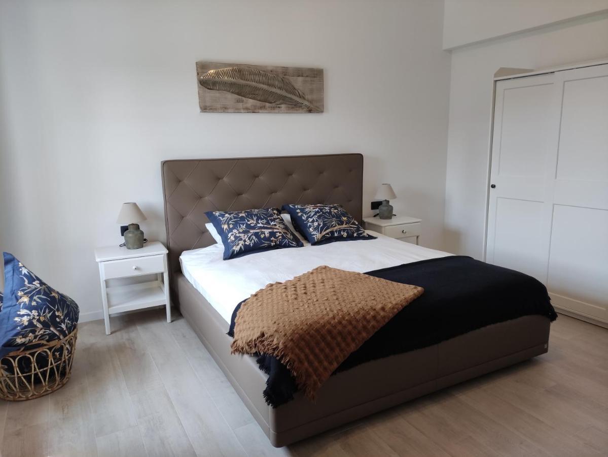 Apartvilla Castropola Kültér fotó