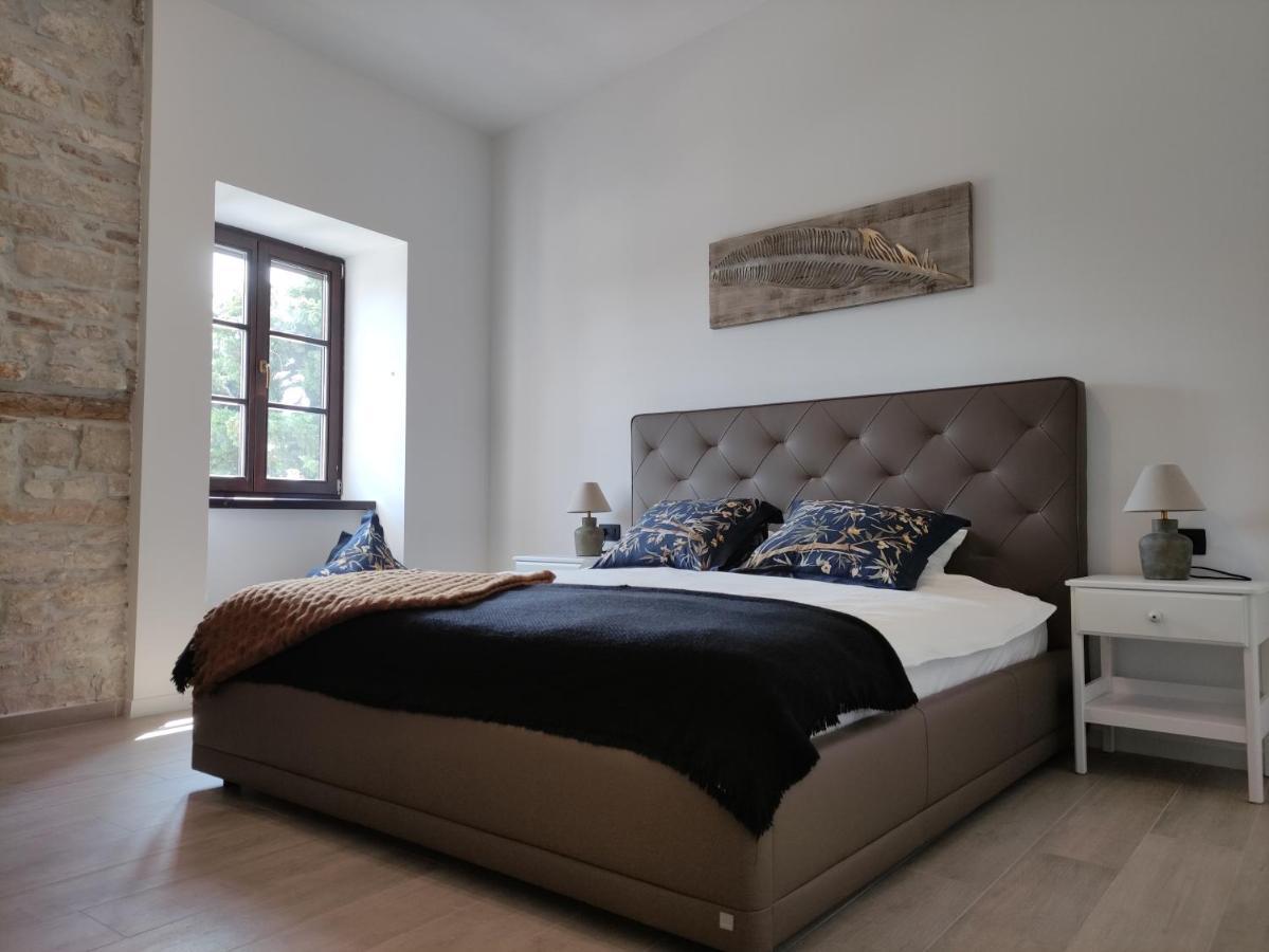 Apartvilla Castropola Kültér fotó