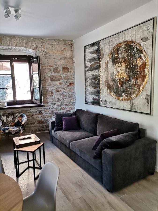 Apartvilla Castropola Kültér fotó